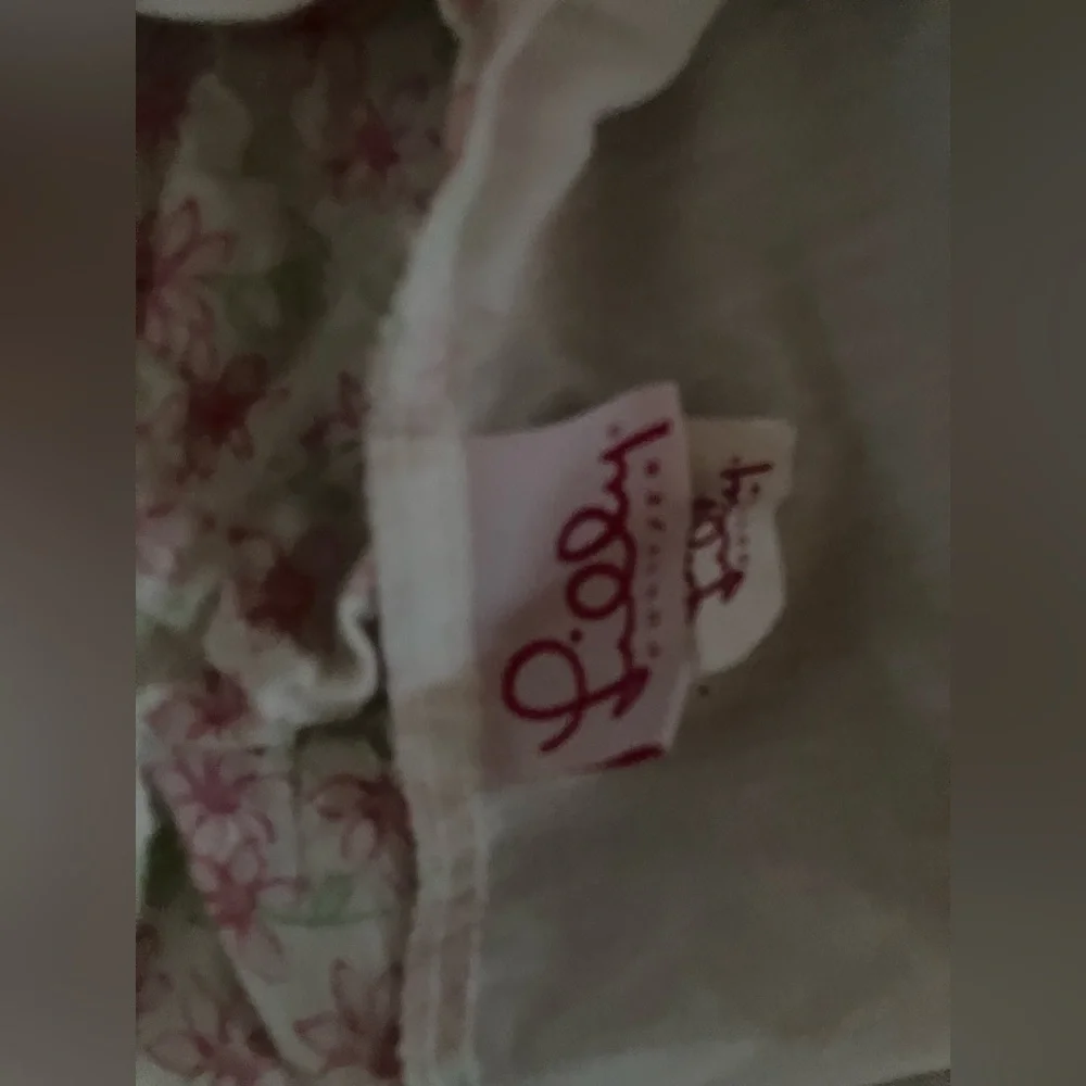 Lilly Pulitzer Pink and Green Floral bedskirt - Picture 8 of 10